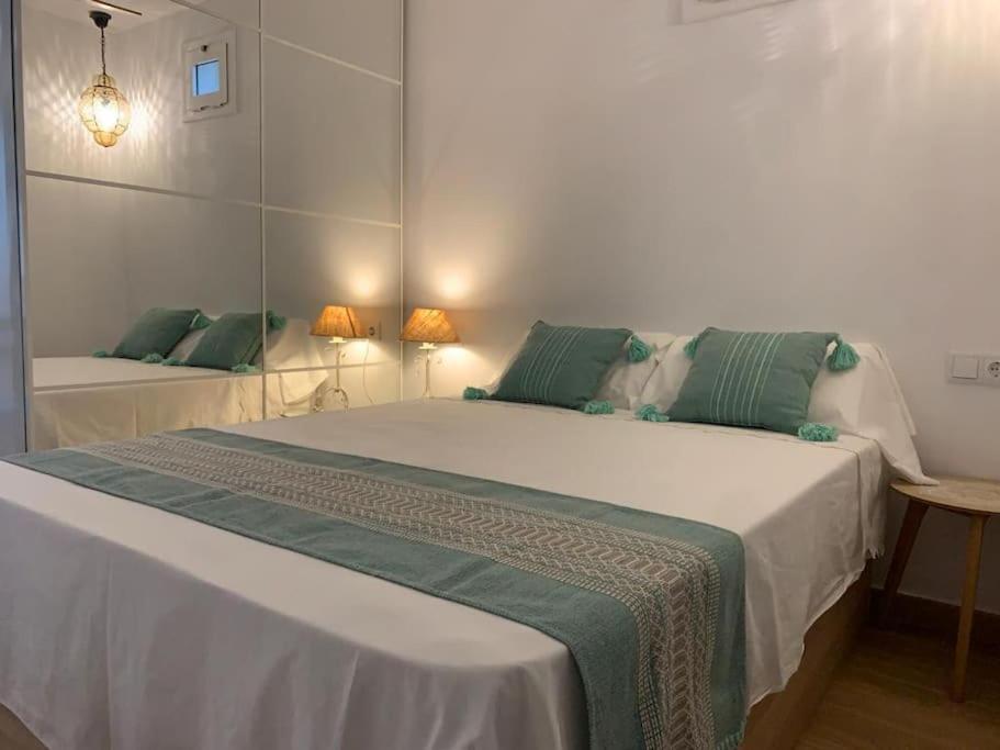 Miniloft Con Piscina Caminando A La Playa Apartment Tarragona Ngoại thất bức ảnh